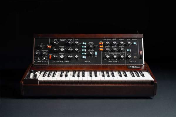 Minimoog Model D 2022 Edition