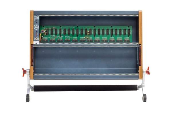 RackBrute Eurorack 6U Arturia Link / 1600mA +12V out 1600mA-12V output and 900mA+5V